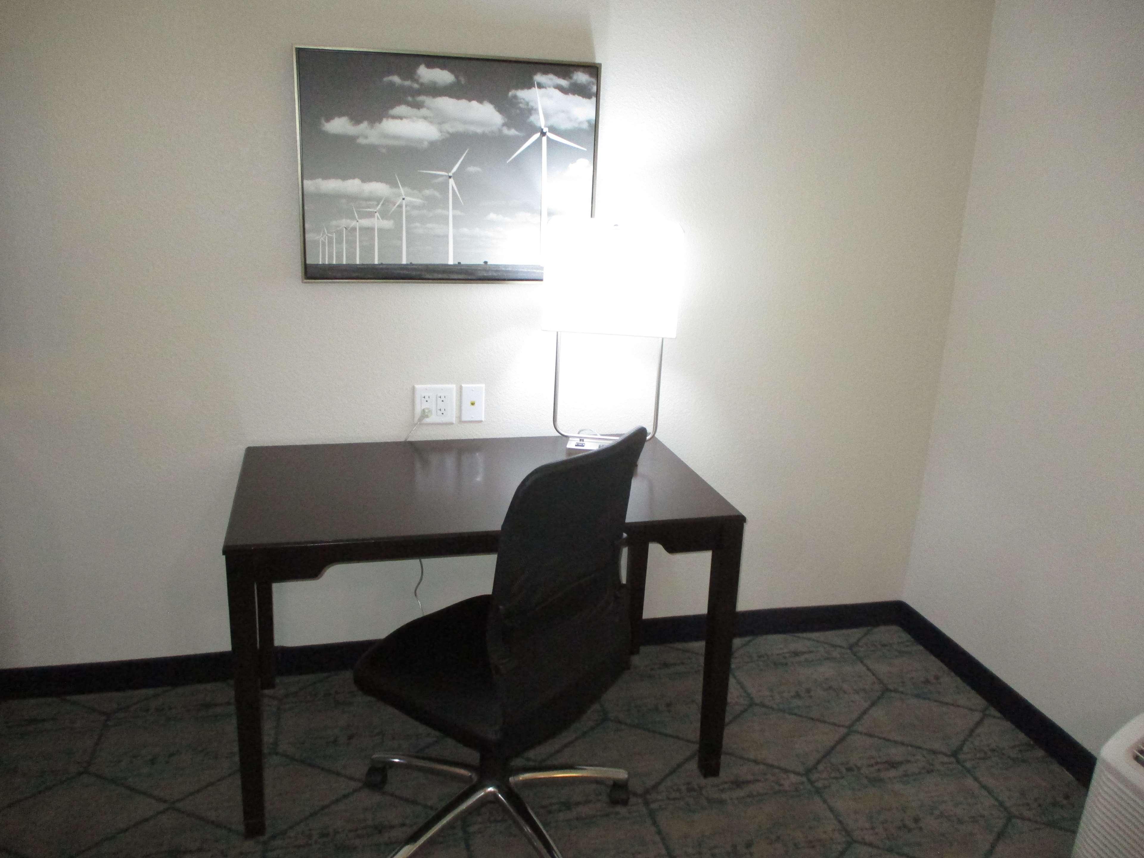 Best Western Plus Mcpherson Esterno foto