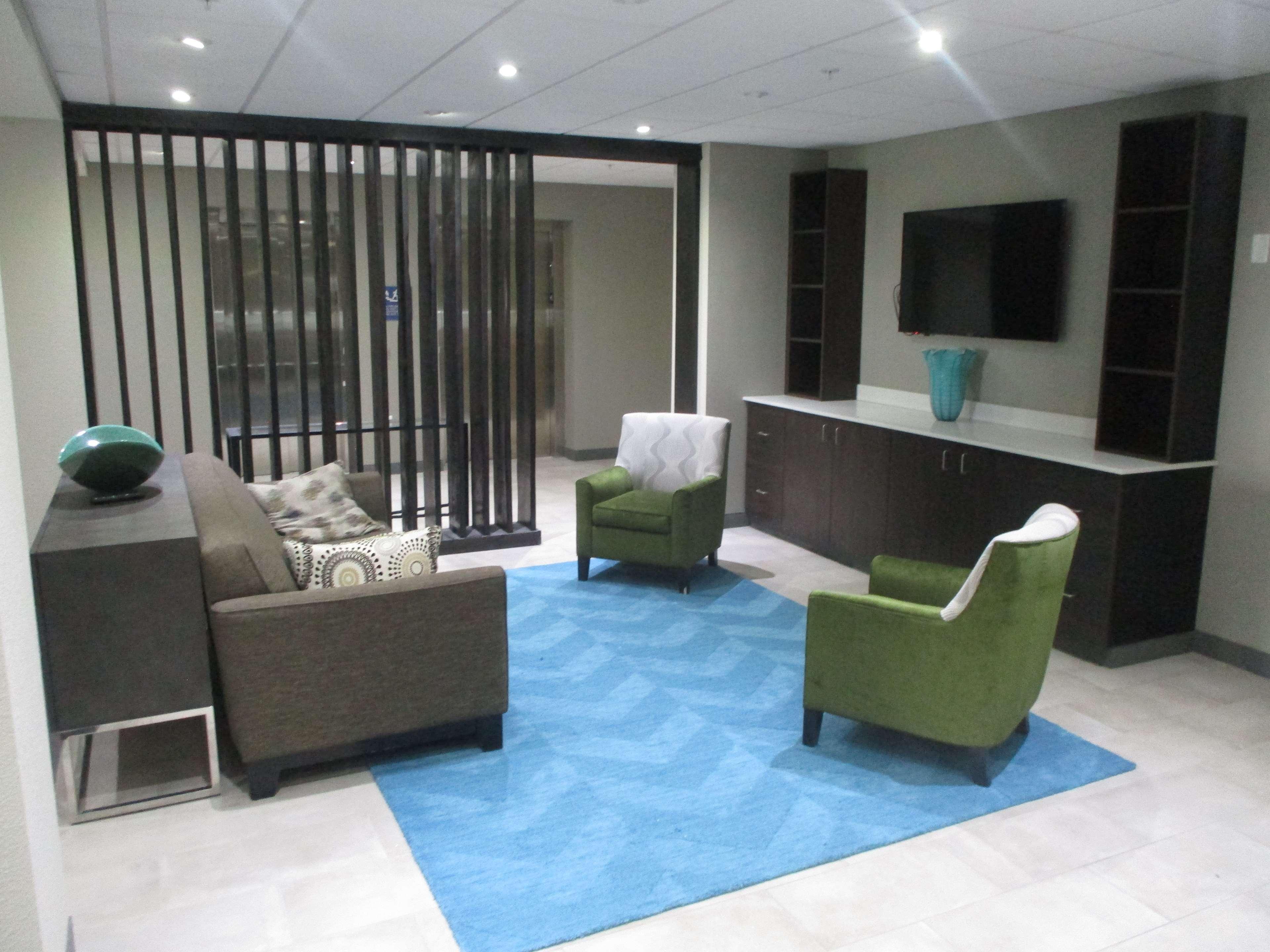 Best Western Plus Mcpherson Esterno foto